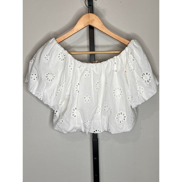 WAYF Brooke Eyelet Off Shoulder Puff Sleeve Crop Top Ivory Women's Size S NWOT - Picture 4 of 6